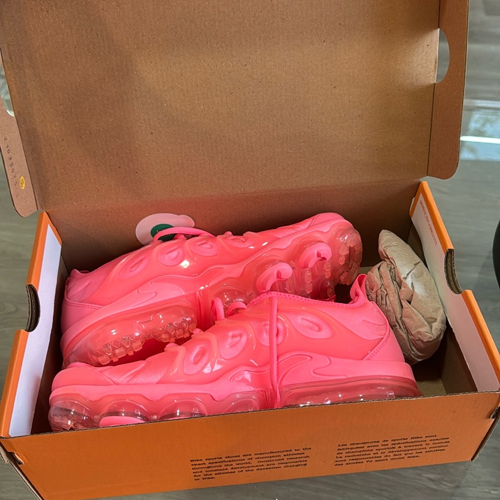 Nike air vapor plus in pink